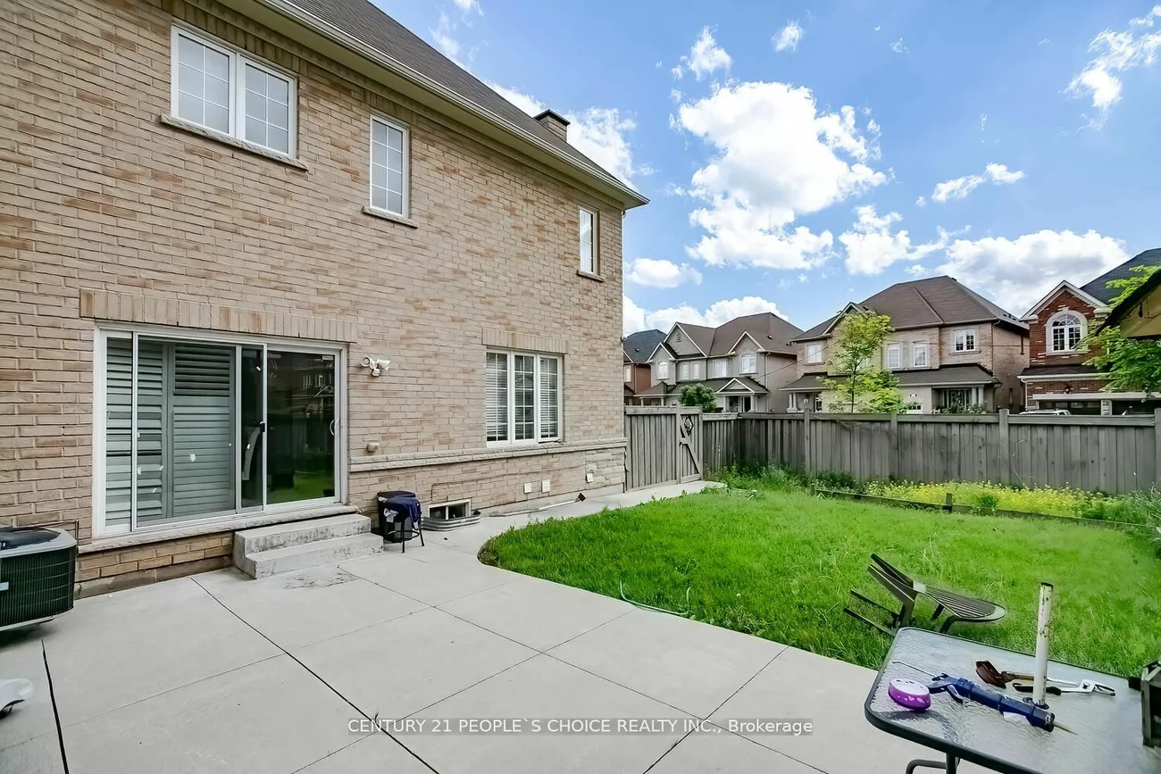 9 Dillon Dr, Brampton