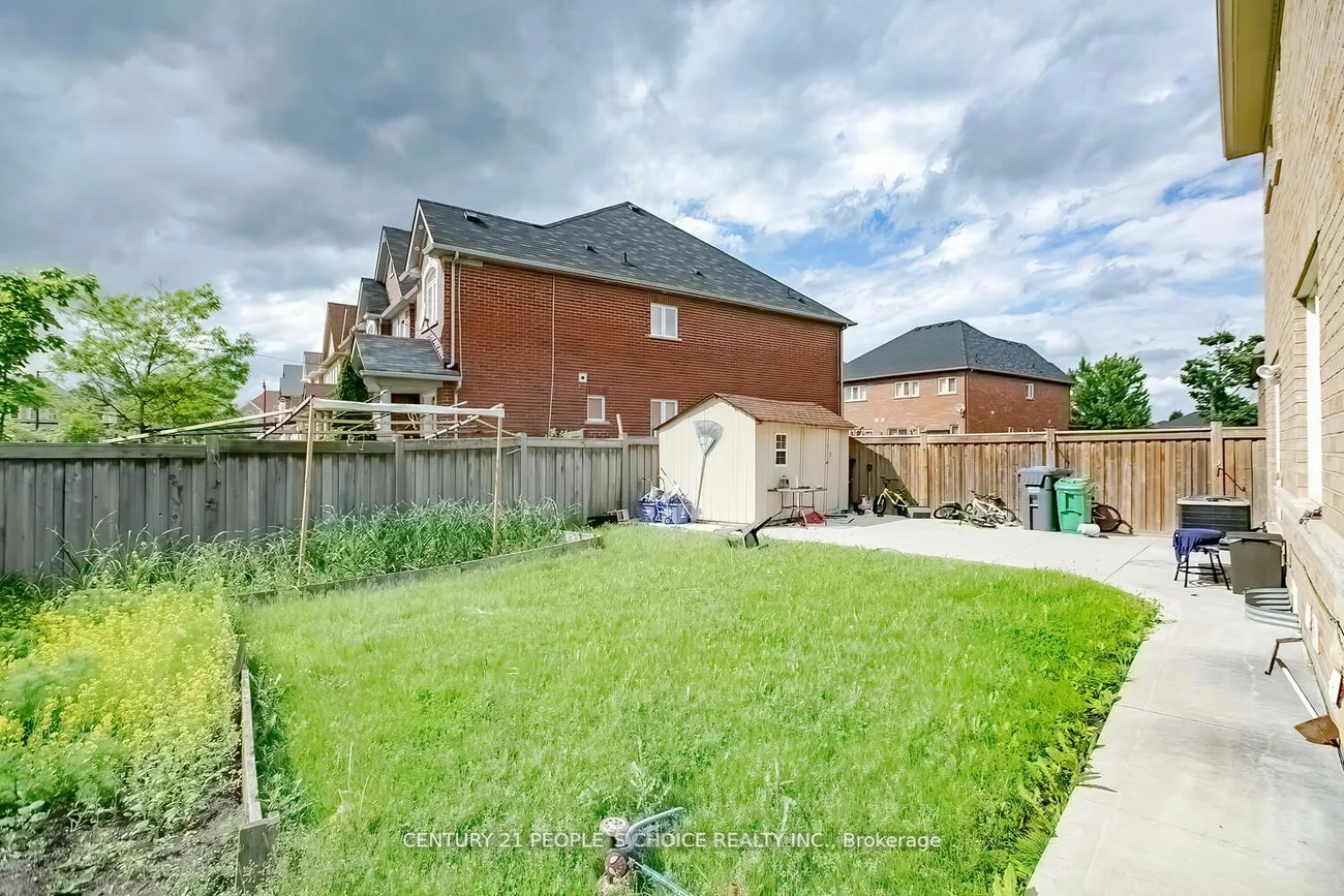 9 Dillon Dr, Brampton