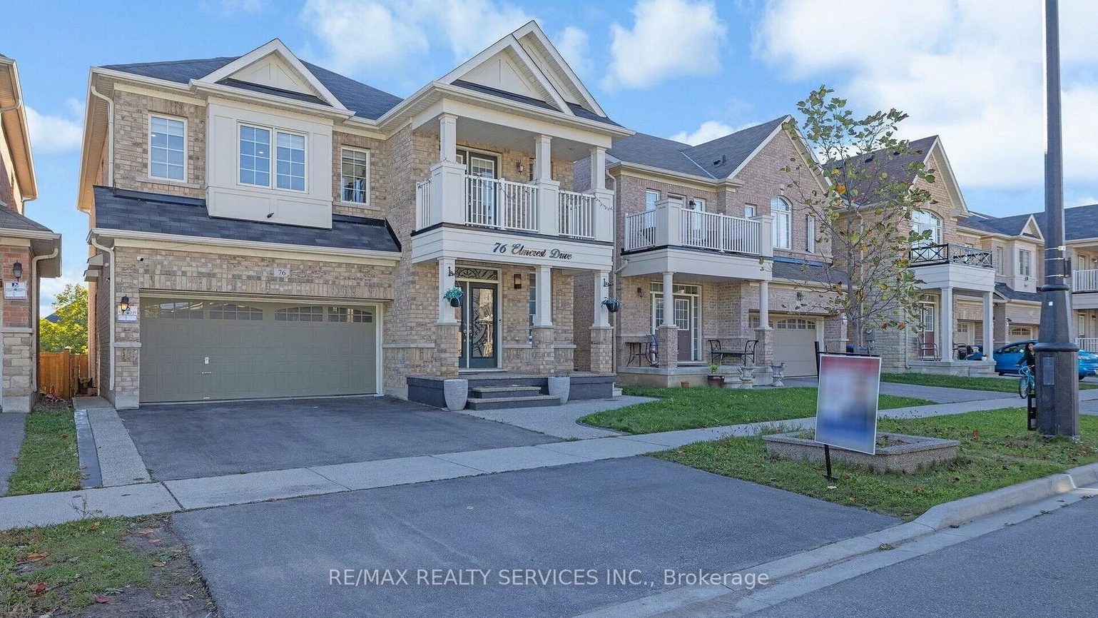 76 Elmcrest Dr, Brampton