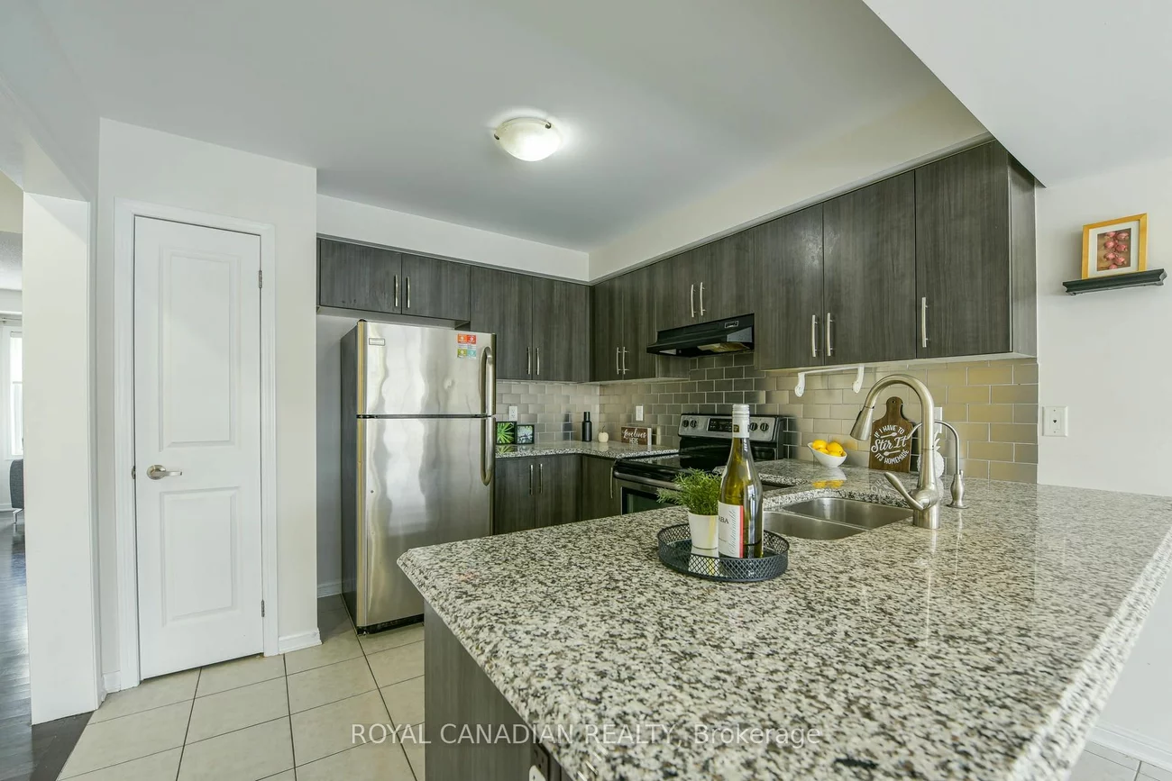 101 Mccleave Cres, Brampton