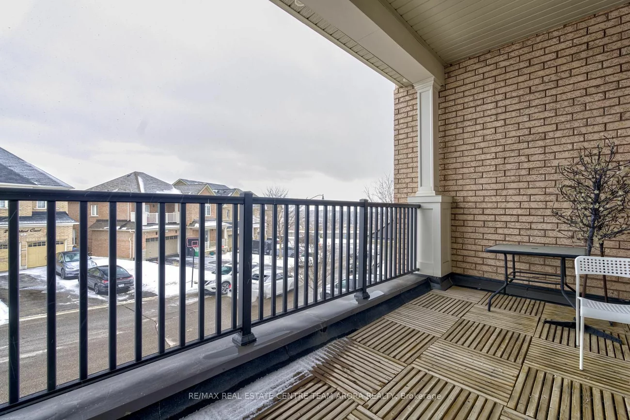 22 Nightland Crt, Brampton