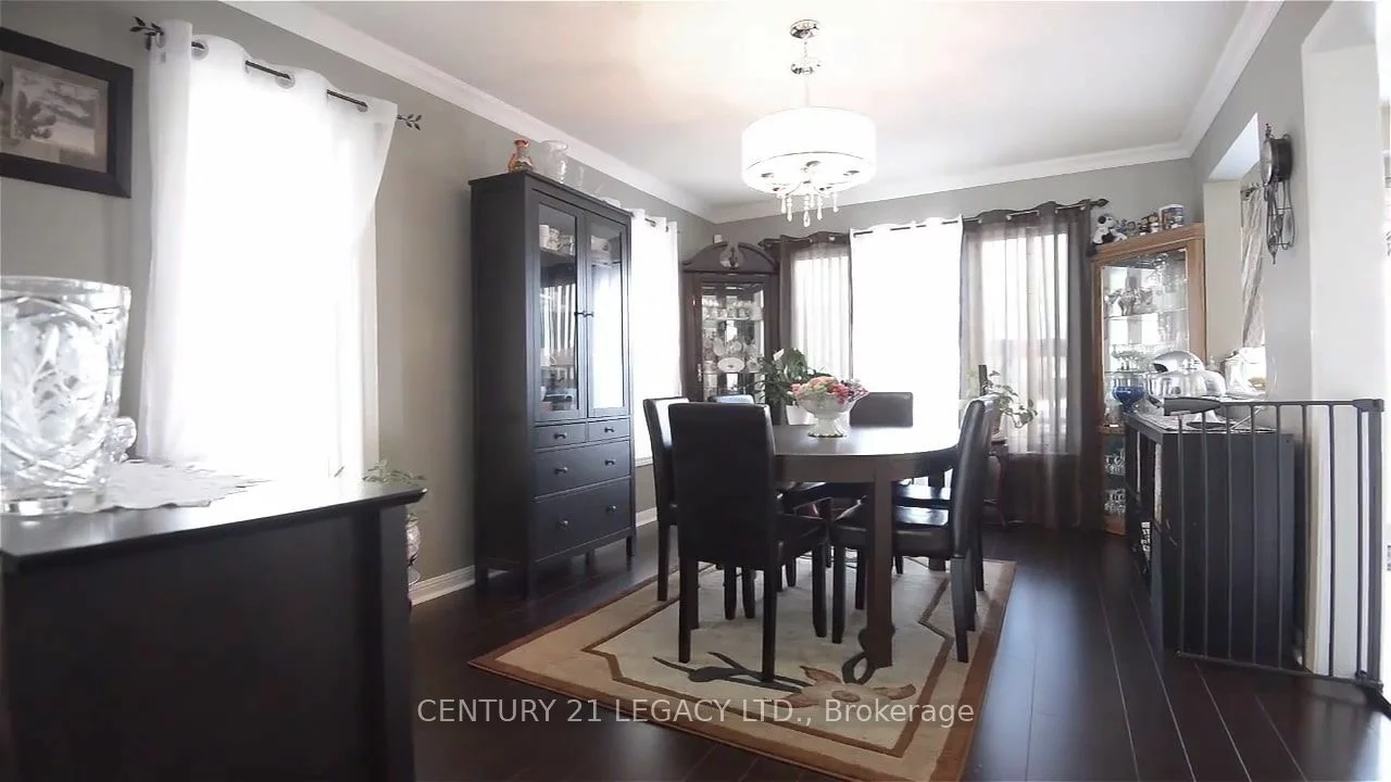 3 Frontenac Cres, Brampton