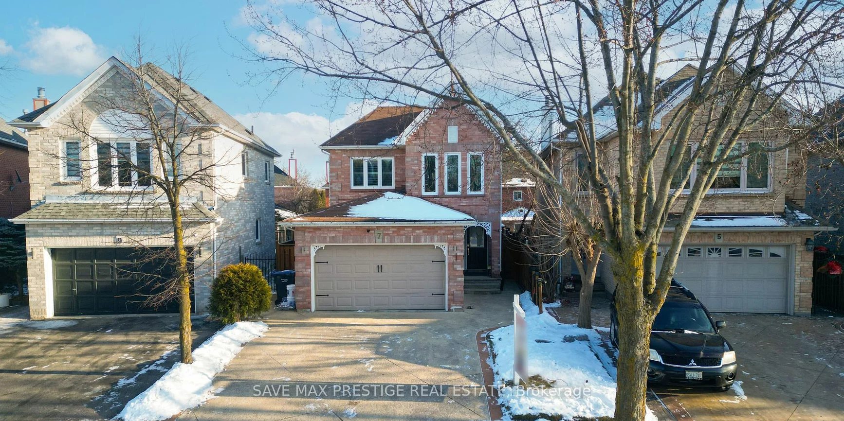 7 Hood Cres, Brampton