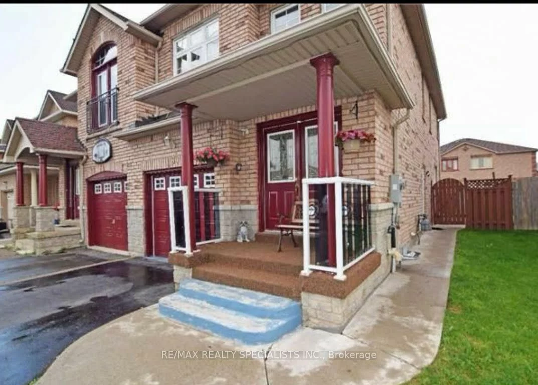 30 Mannel Cres, Brampton