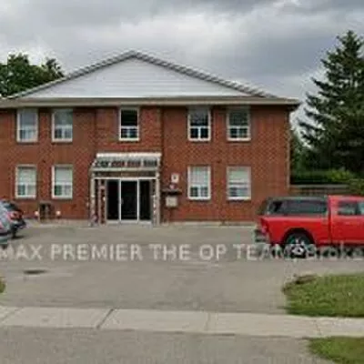 residential, lease, Fourplex, 80 Kennedy Rd N, Downtown Brampton, Brampton 
 80 Kennedy Rd N, Downtown Brampton, Brampton