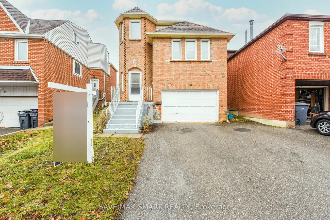 10 Keewatin Gate, Brampton