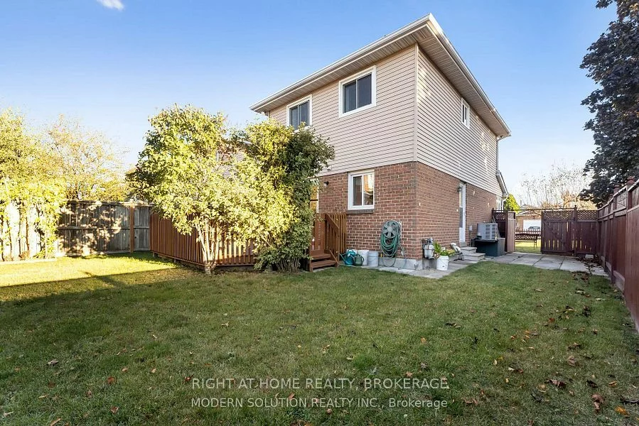 66 Aurora Pl, Brampton