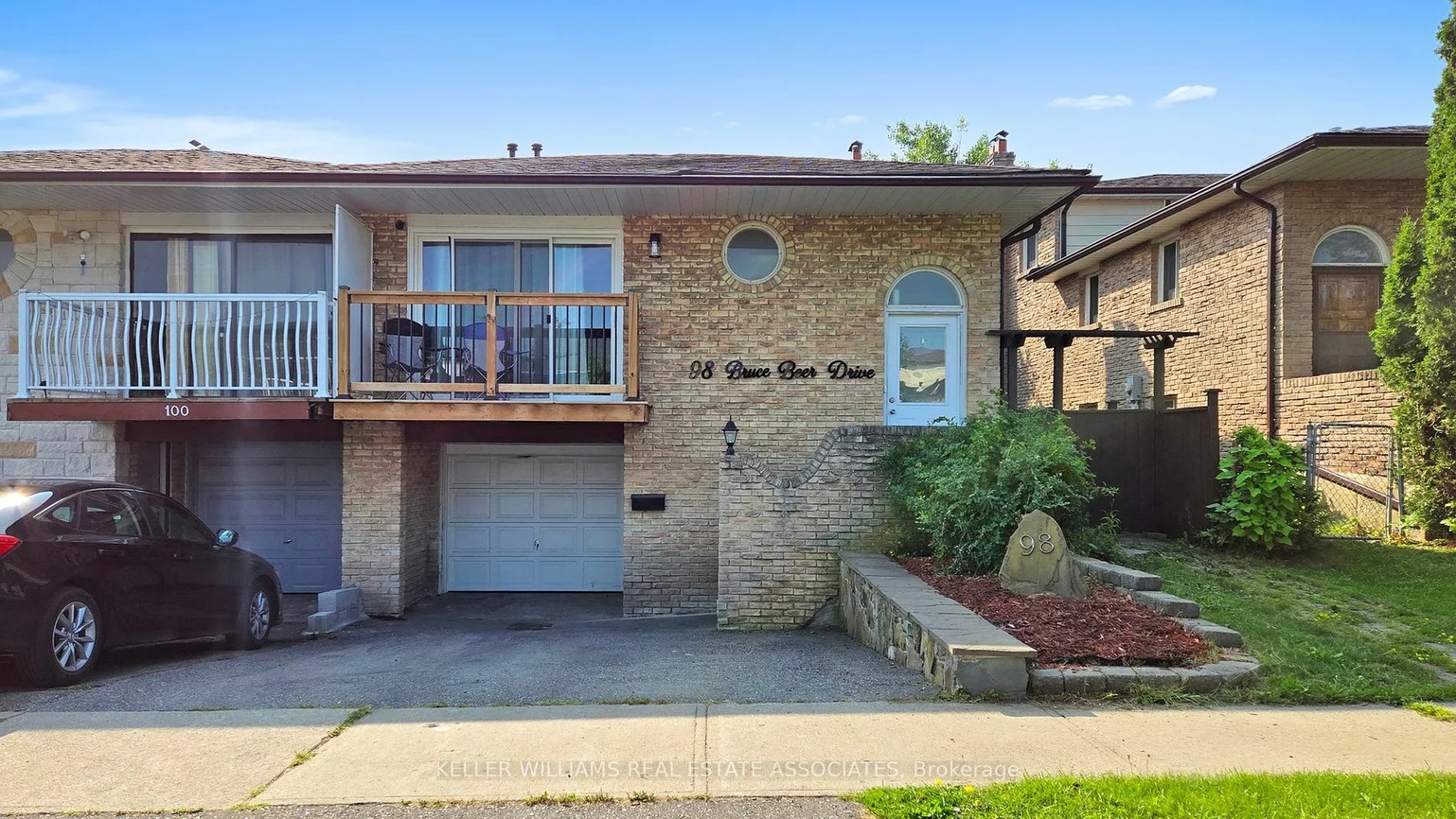 98 Bruce Beer Dr, Brampton