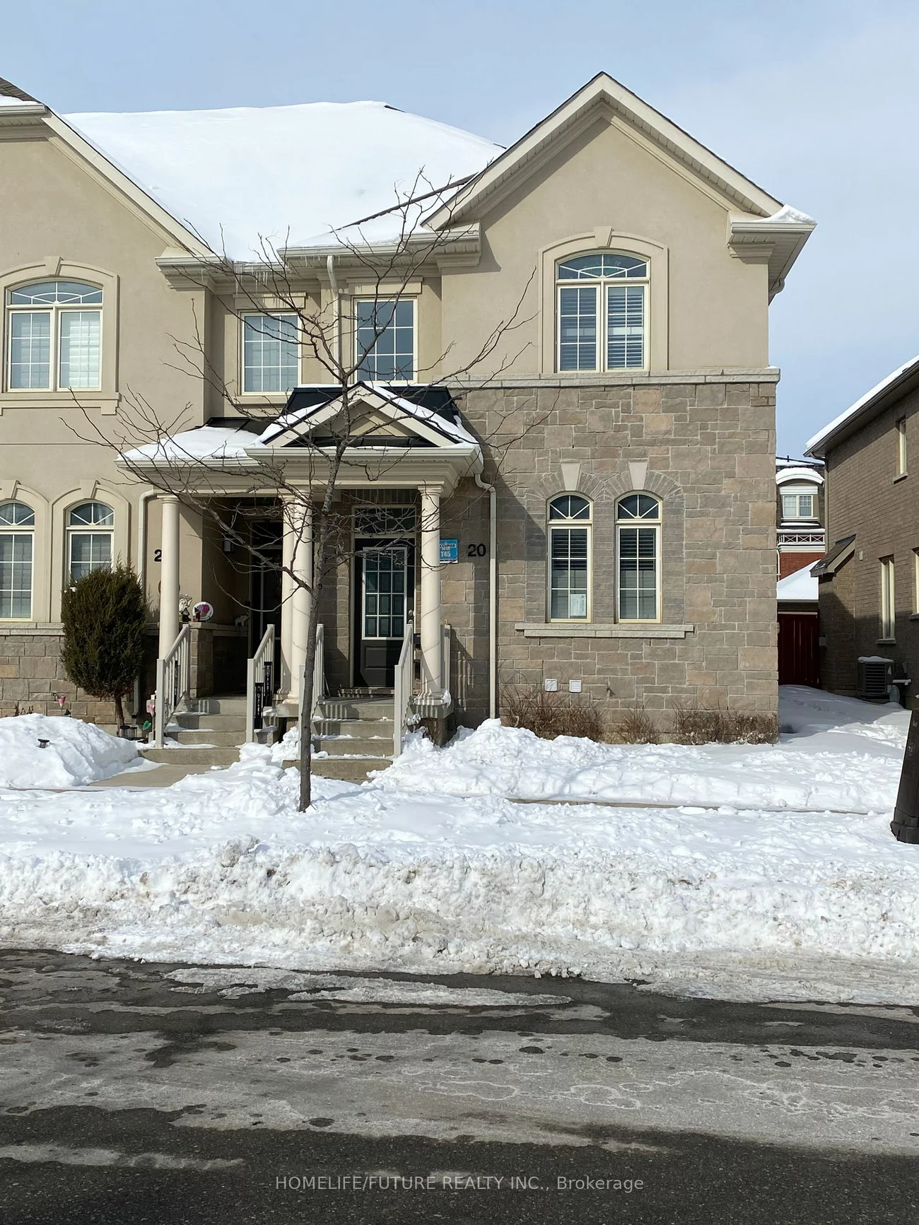 20 Ledger Point Cres, Brampton