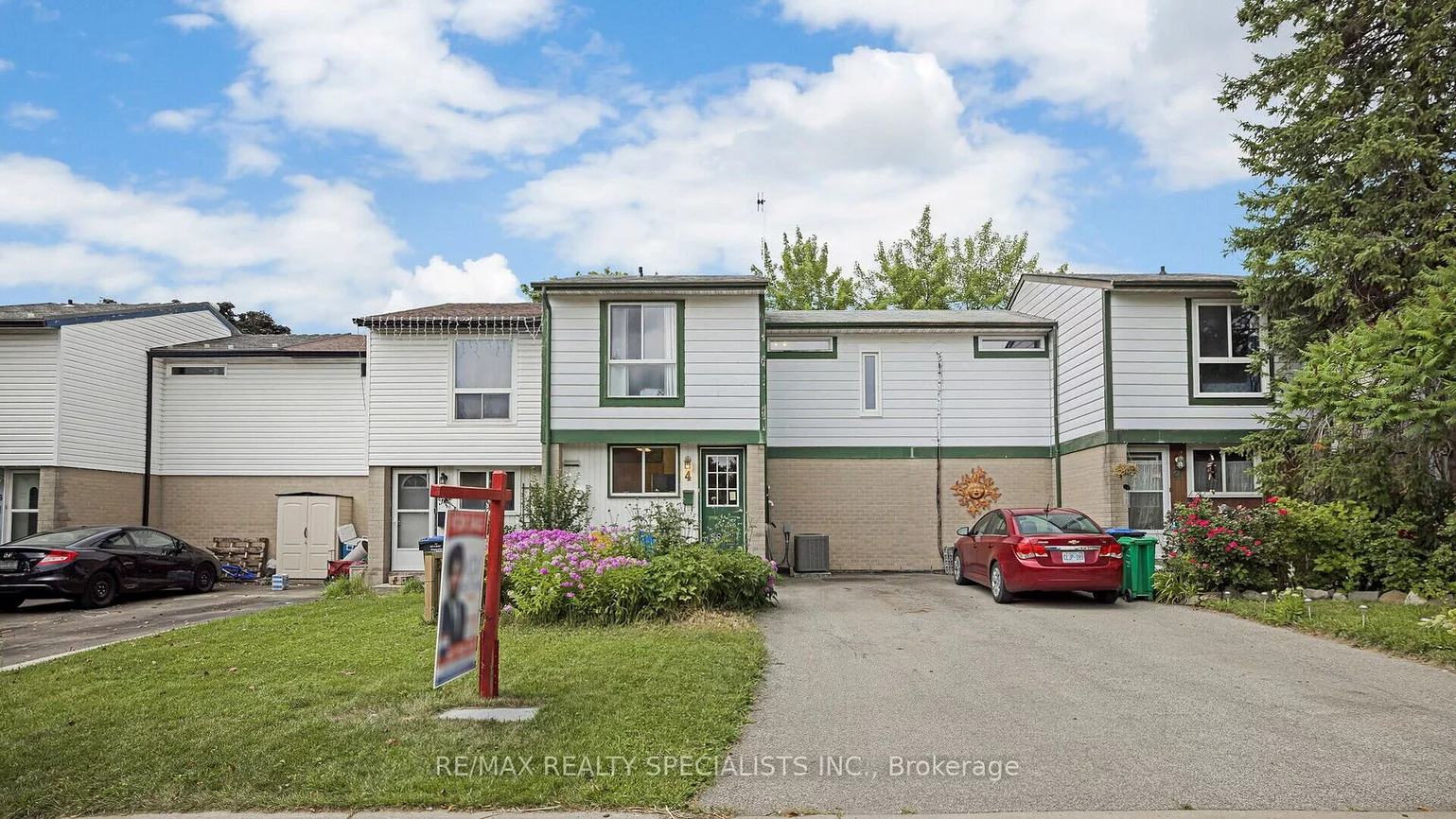 4 Greenfield Sq, Brampton