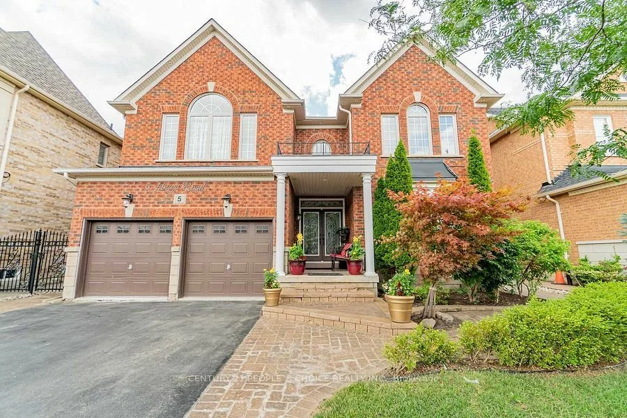 5 Hugo Rd, Brampton