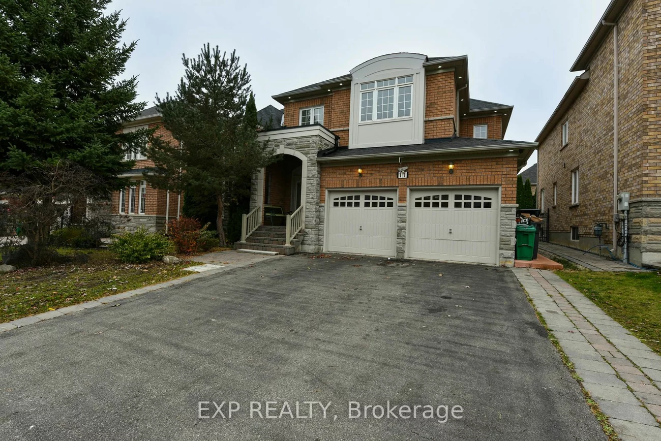 11 Cairnburg Dr, Brampton