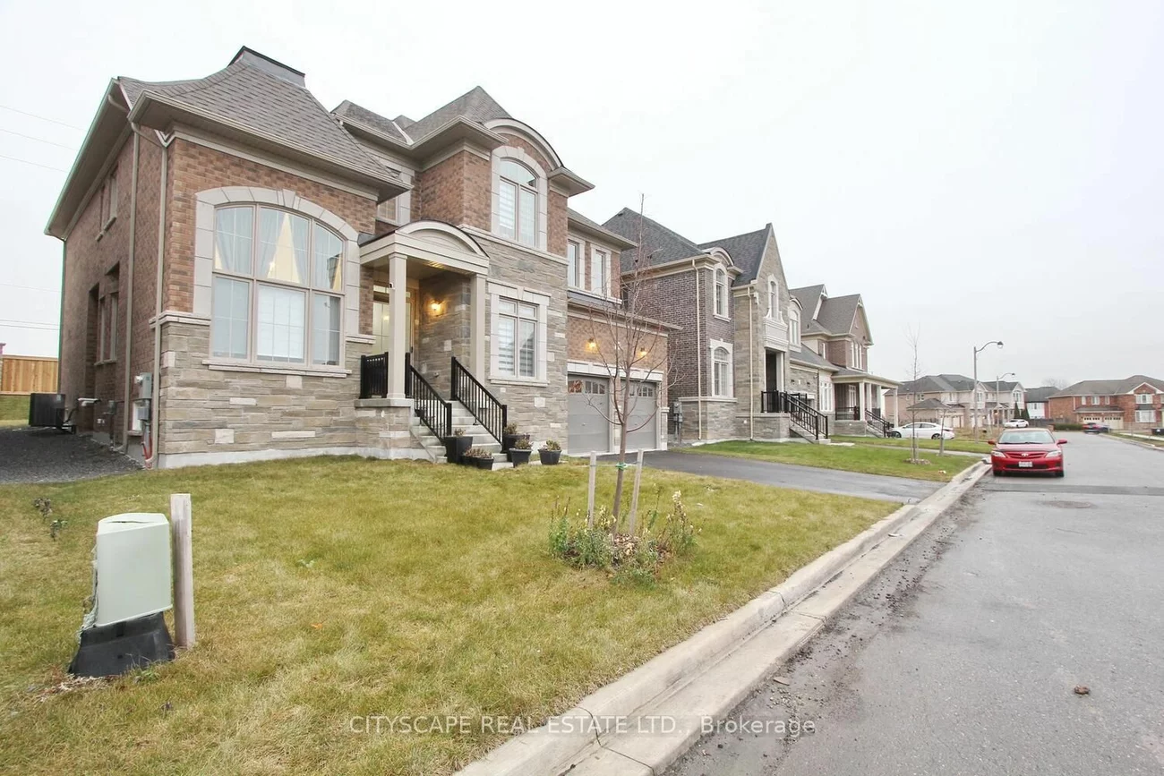 27 Valleywest Rd, Brampton