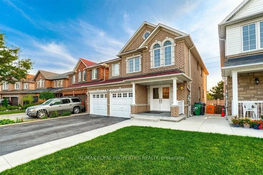 48 Angelucci Dr, Brampton