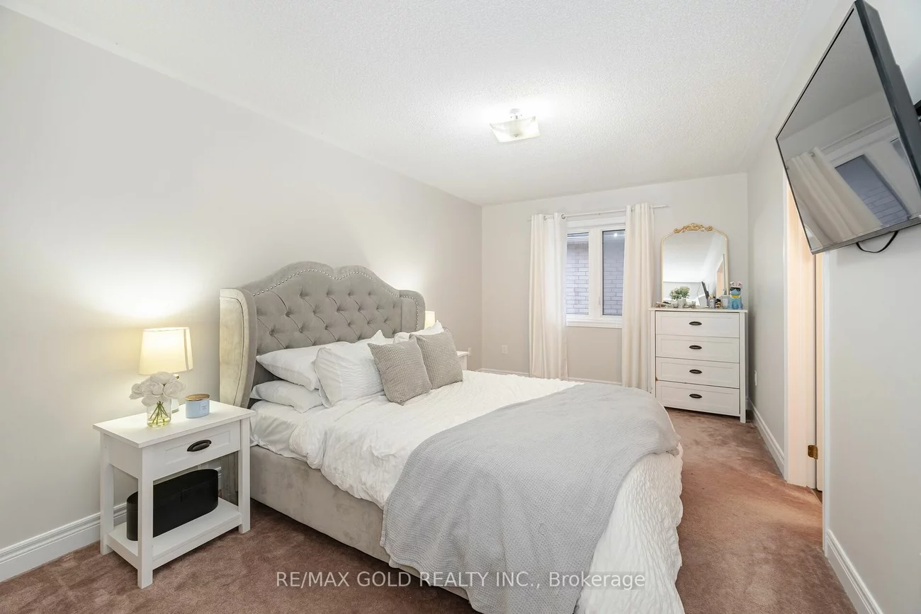 61 Birch Tree Tr, Brampton