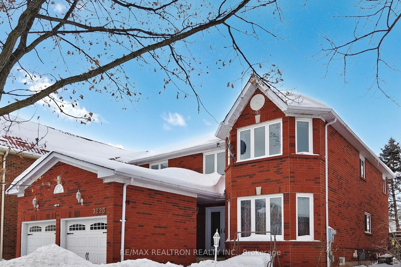 3223 Bloomfield Dr, Mississauga