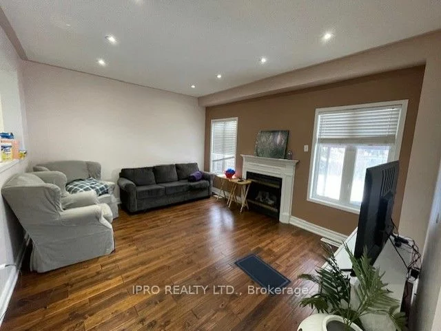 3178 Oakview Rd, Mississauga