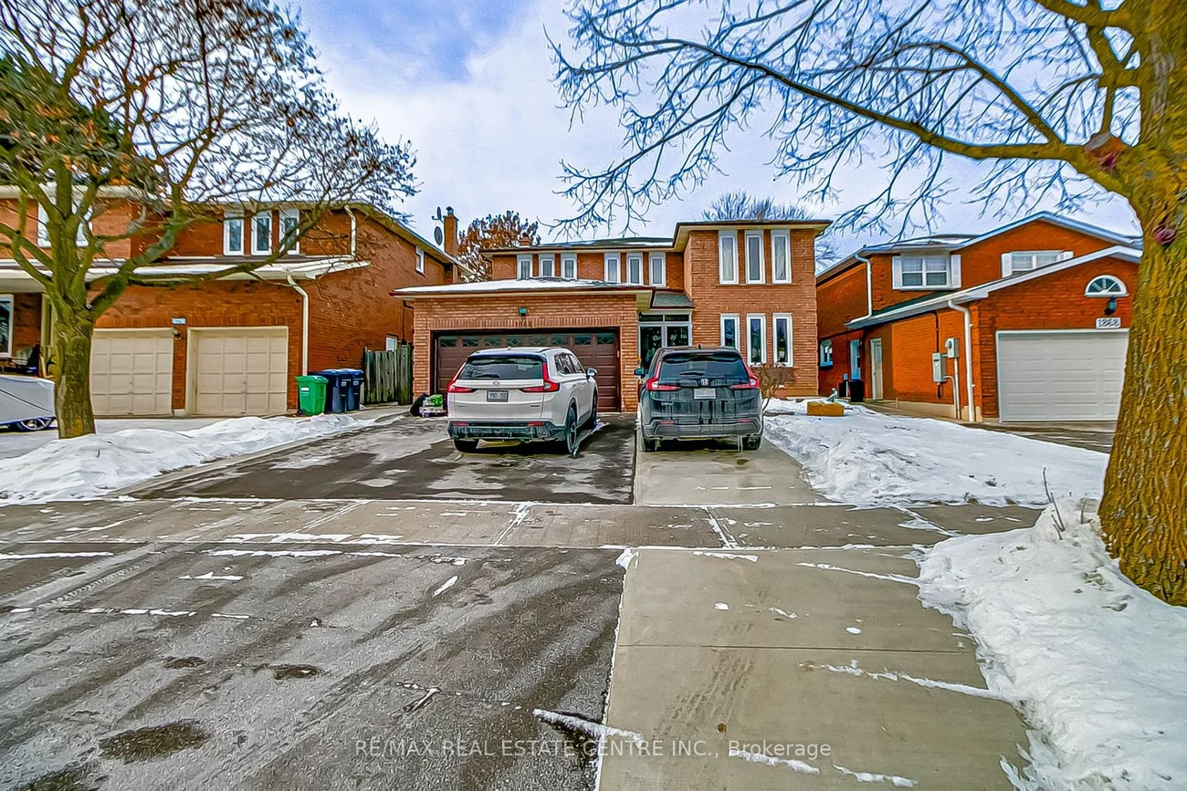 1864 Roy Ivor Cres, Mississauga