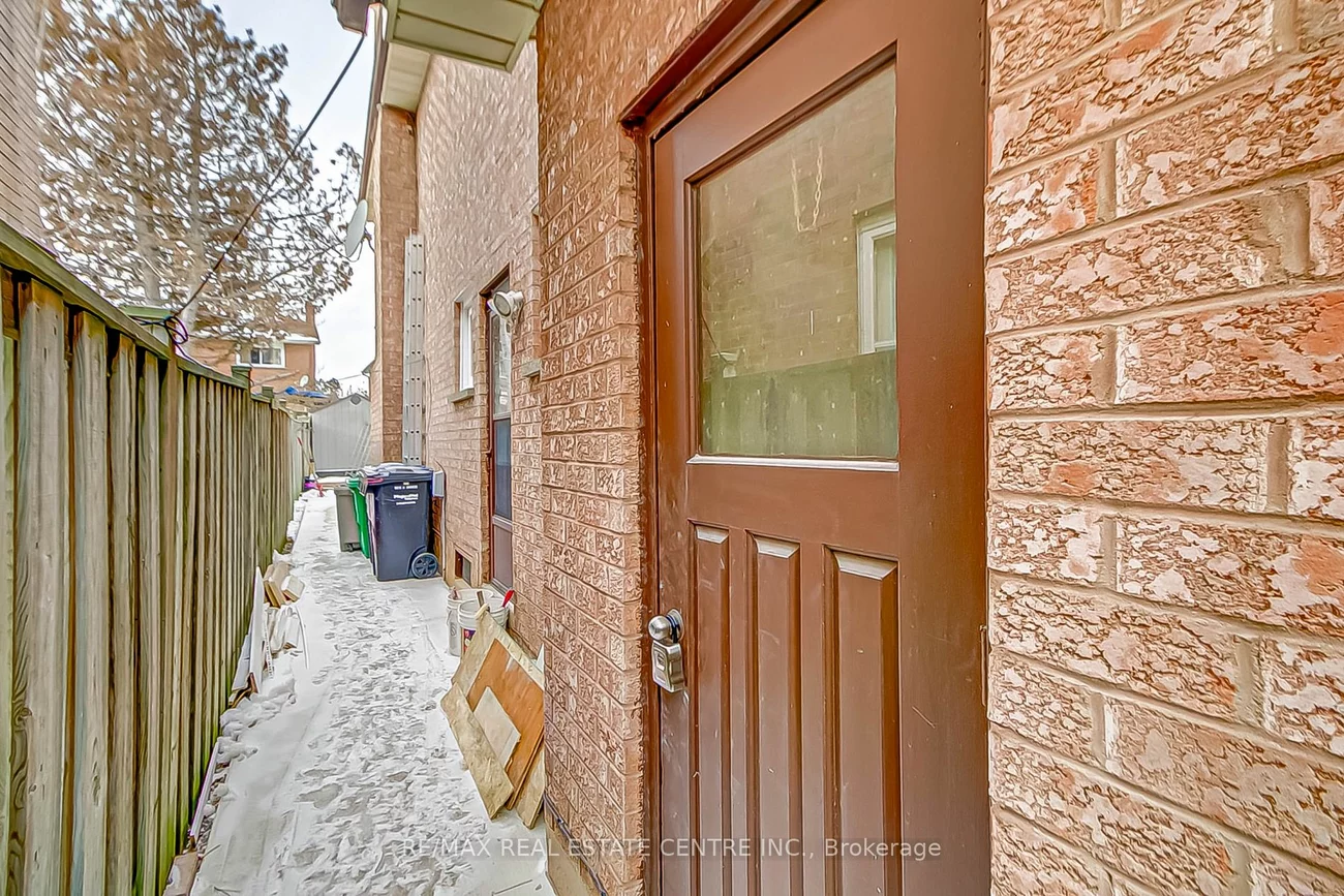 1864 Roy Ivor Cres, Mississauga