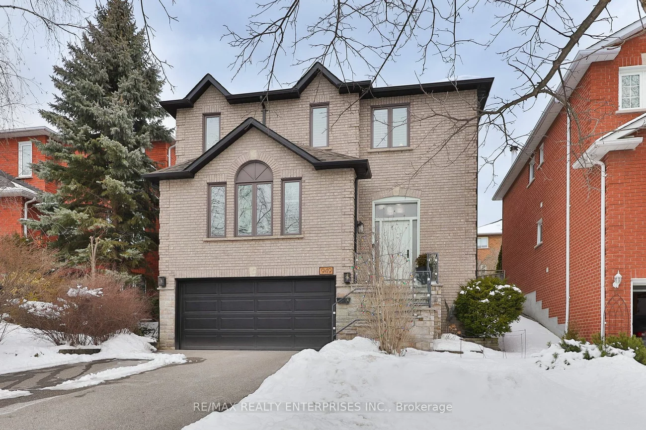 949 Cristina Crt, Mississauga