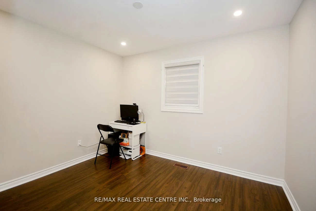 953 FOCAL Rd, Mississauga