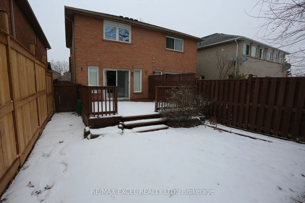 1049 Foxglove Pl, Mississauga