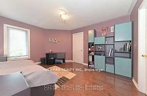 5121 Parkplace Circ, Mississauga