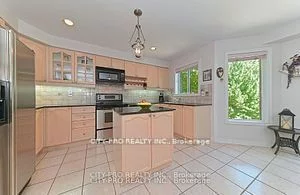 5121 Parkplace Circ, Mississauga