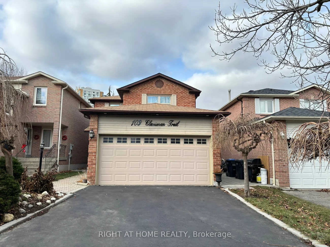 109 Clansman Tr, Mississauga