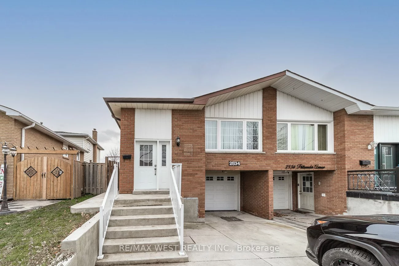 2534 Palisander Ave, Mississauga