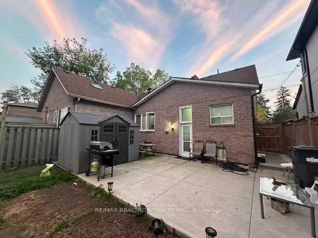 13 Broadview Ave, Mississauga