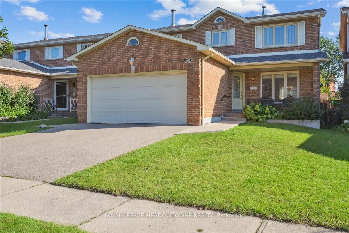 4135 Independence Ave, Mississauga