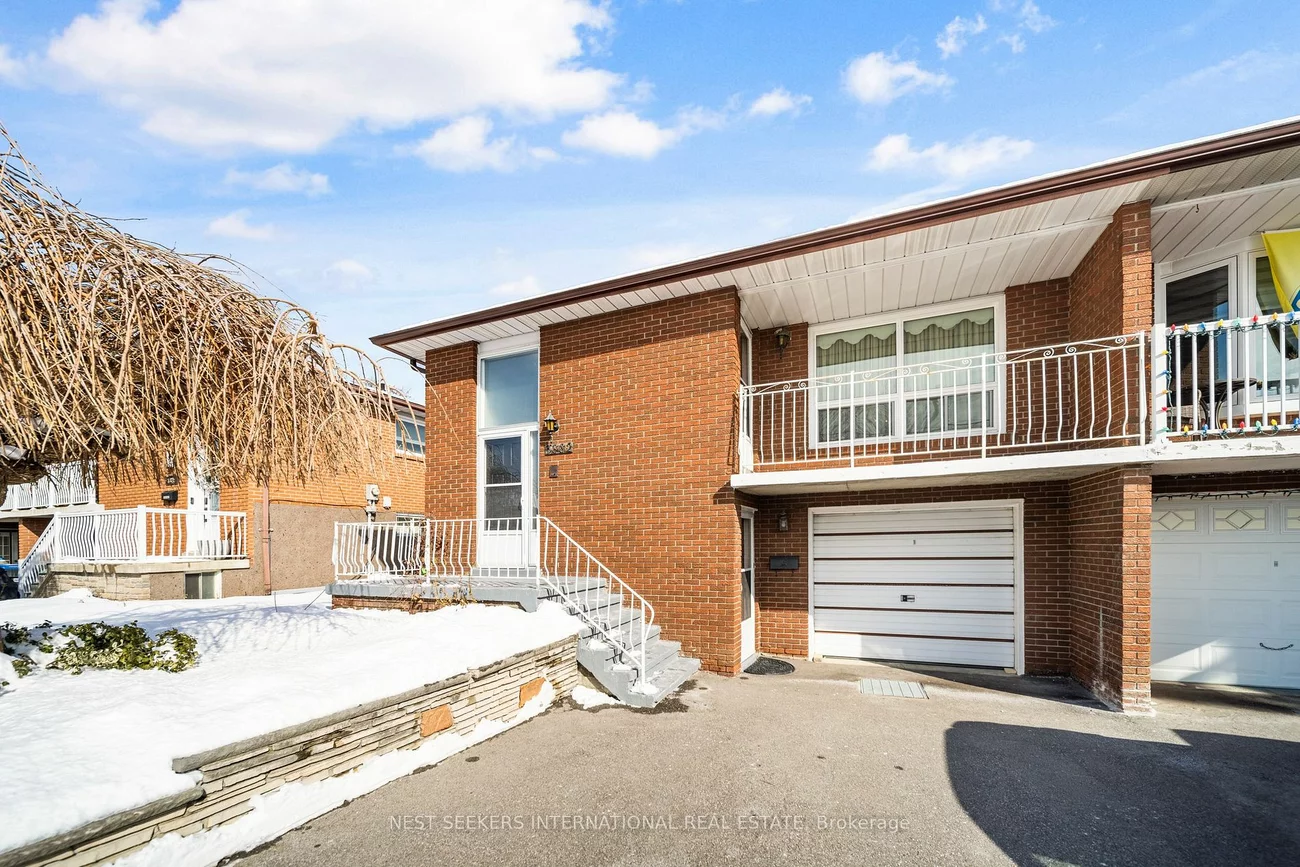 3882 Midhurst Lane, Mississauga