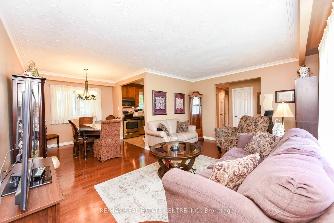 1363 Sheldon Ave, Oakville