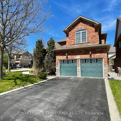 residential, lease, Detached, 2114 Helmsley Ave, West Oak Trails, Oakville 
 2114 Helmsley Ave, West Oak Trails, Oakville