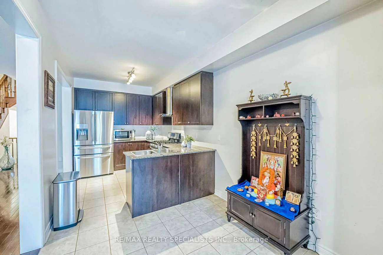 2437 OLD BROMPTON Way, Oakville