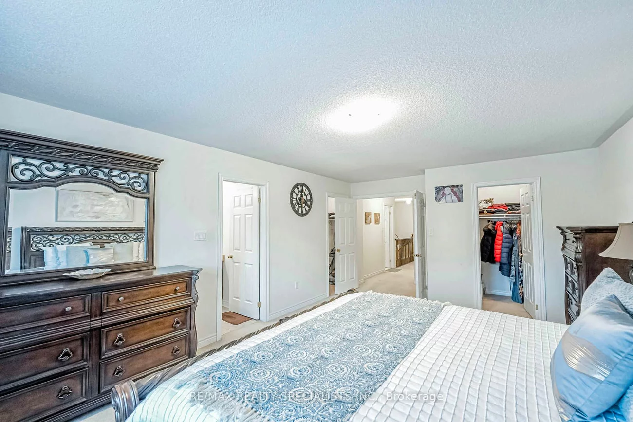 2437 OLD BROMPTON Way, Oakville