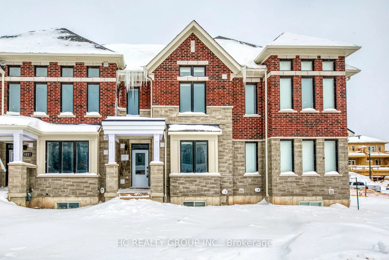 3219 Crystal Dr, Oakville