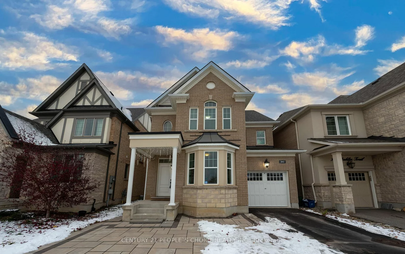 381 Dahlia Tr, Oakville