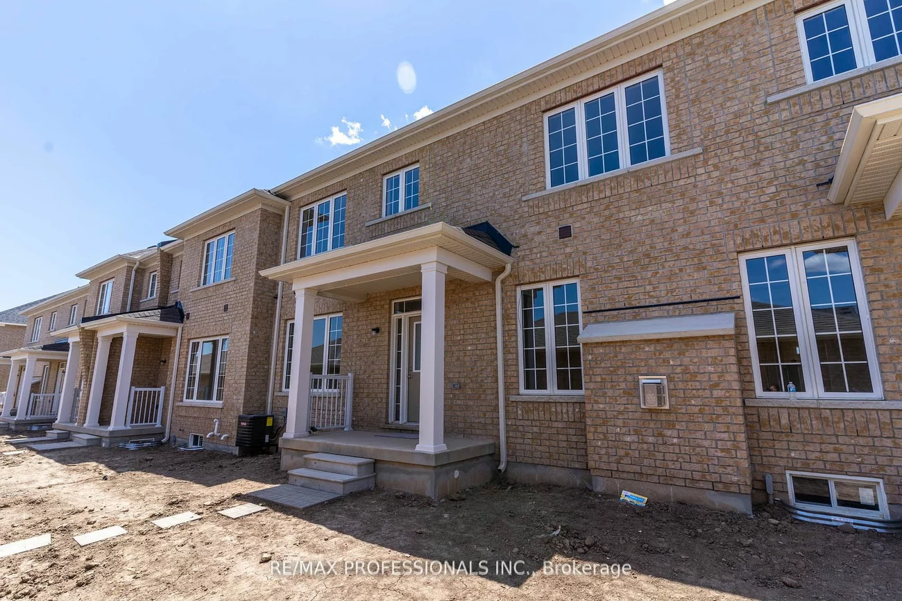 4043 Sixth Line, Oakville