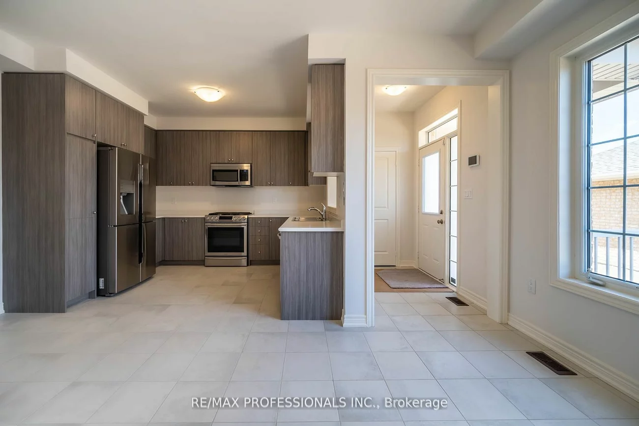 4043 Sixth Line, Oakville