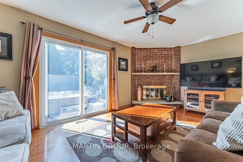 2080 Sixth Line, Oakville