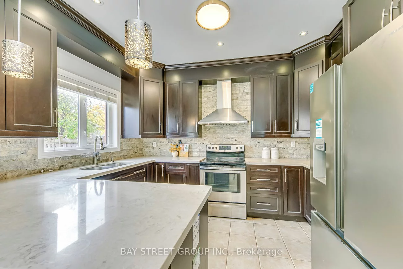 1034 Agram Dr, Oakville