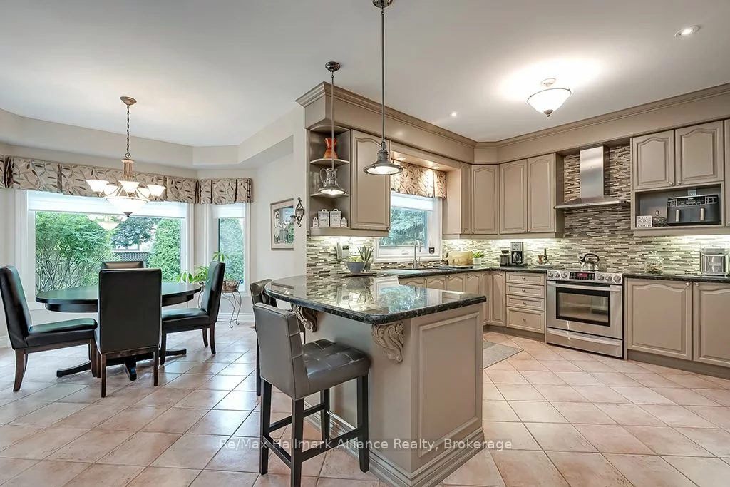 1389 Creekwood Tr, Oakville