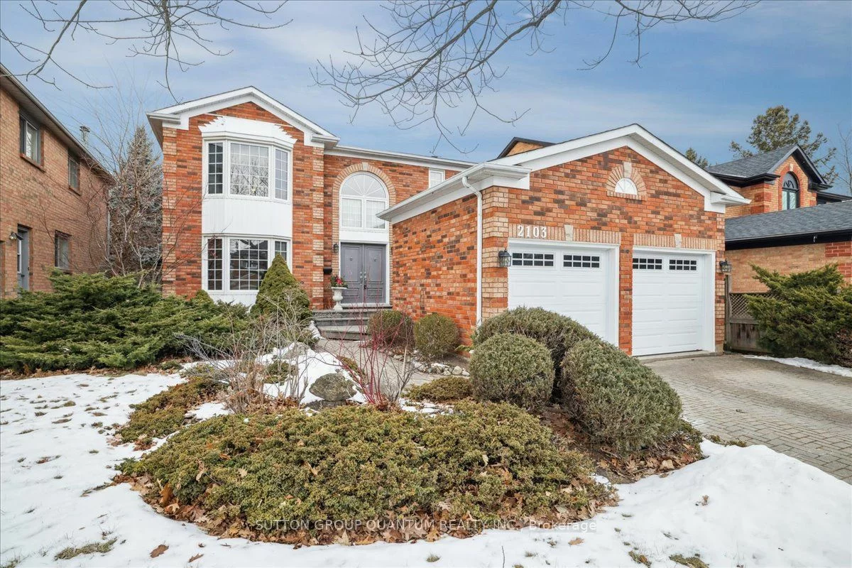 2103 Brays Lane, Oakville