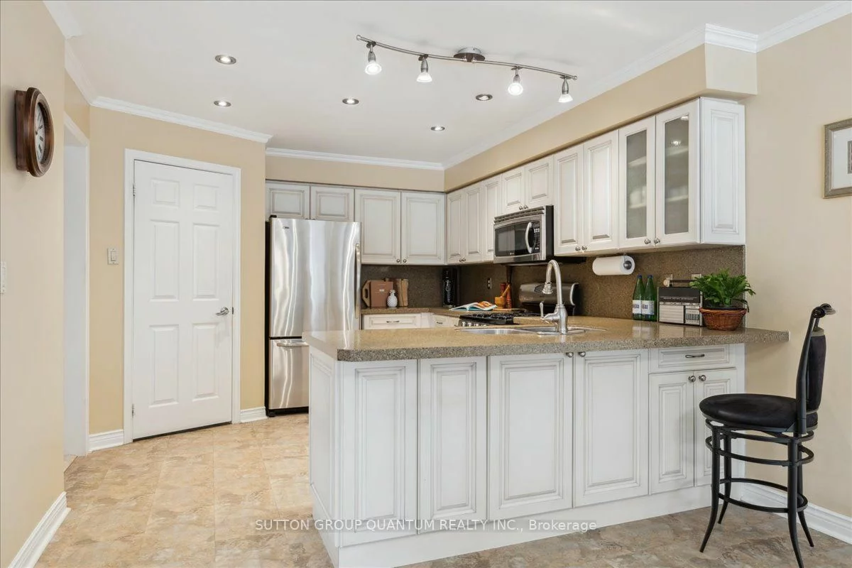 2103 Brays Lane, Oakville