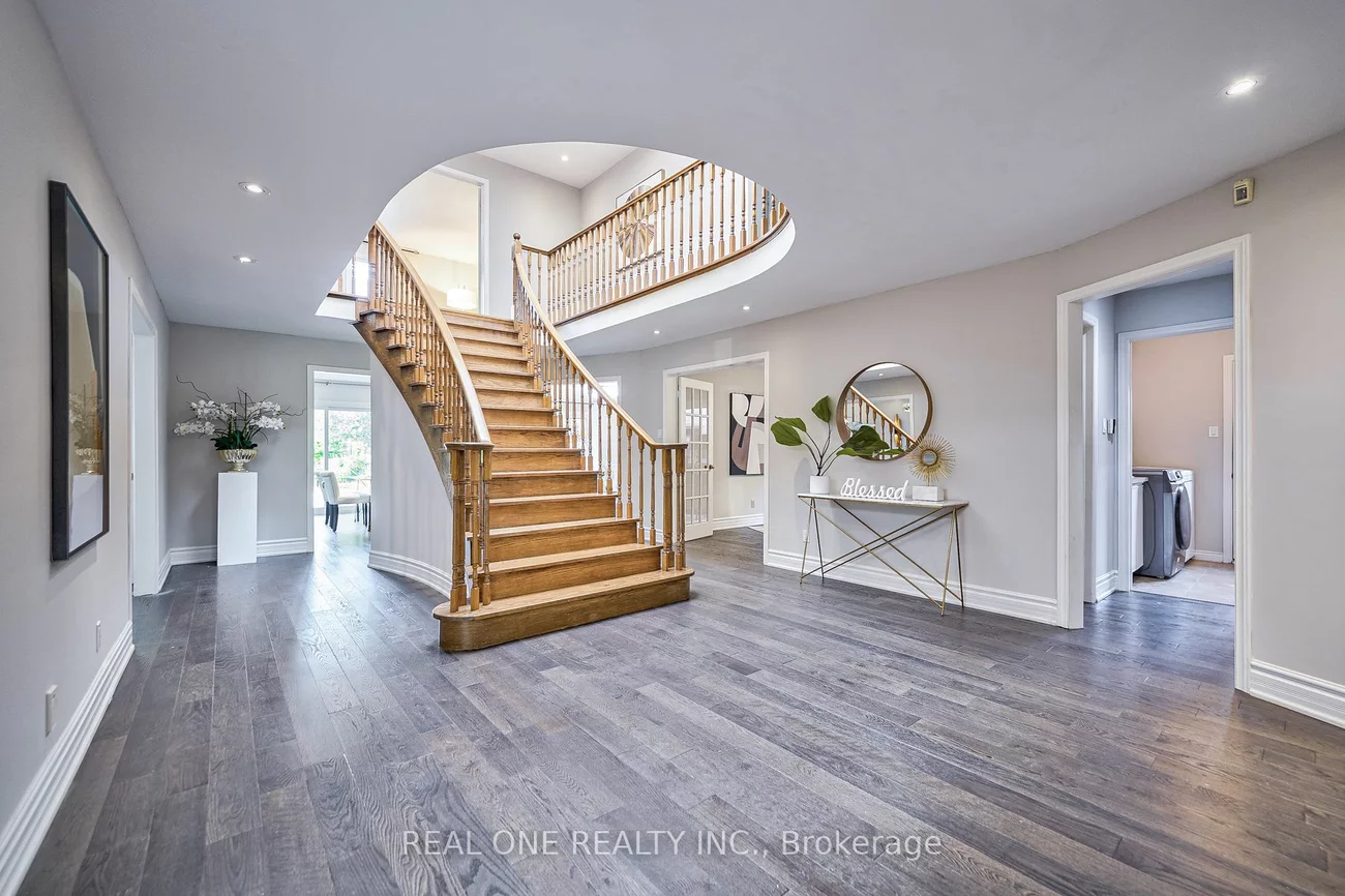 1321 Monks Passage, Oakville