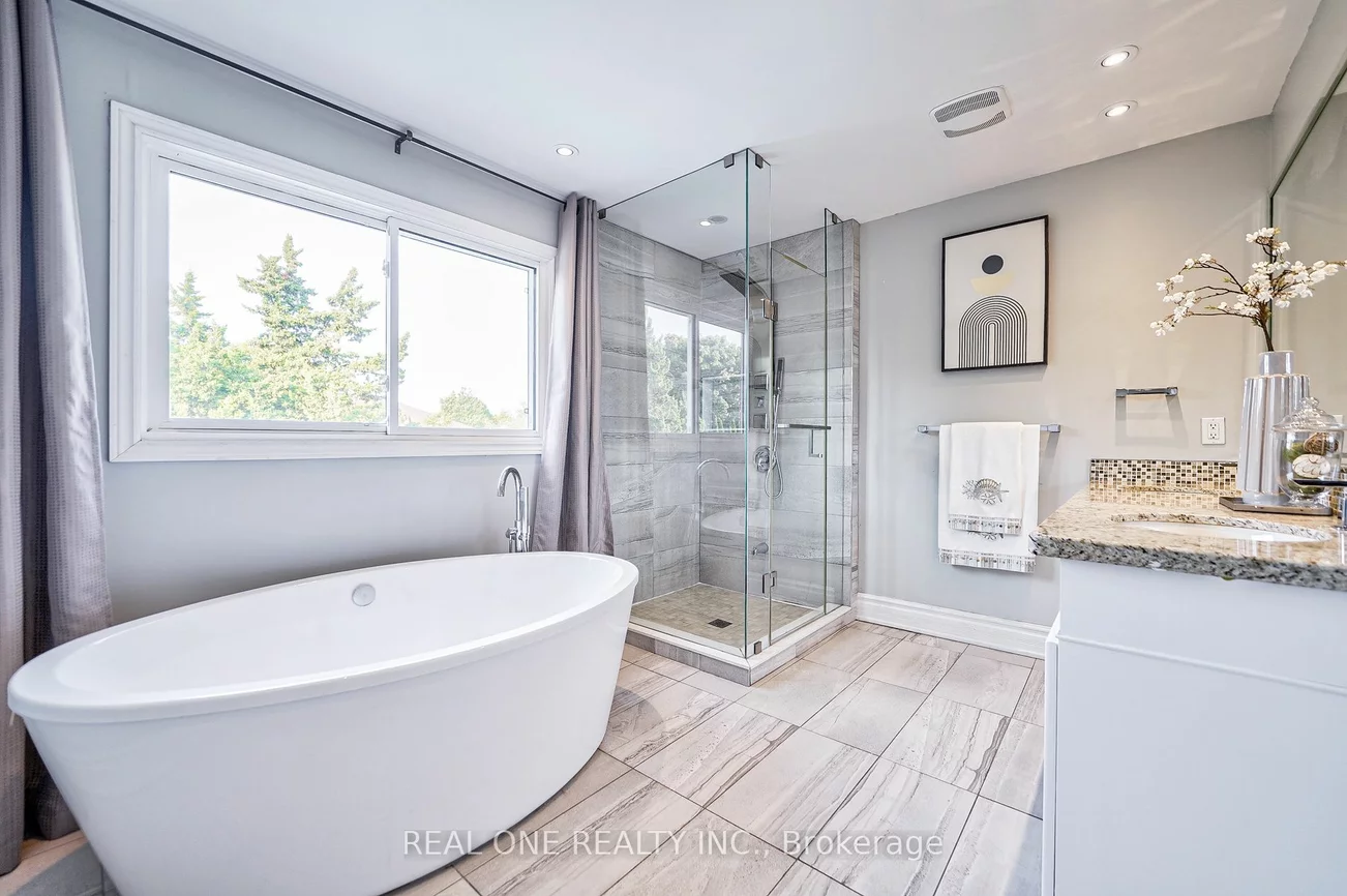 1321 Monks Passage, Oakville