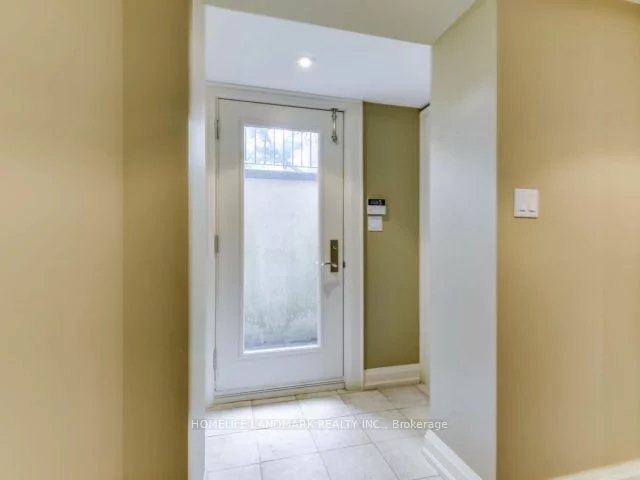 243 Dolphin Crt, Oakville