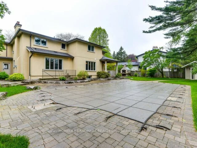 243 Dolphin Crt, Oakville